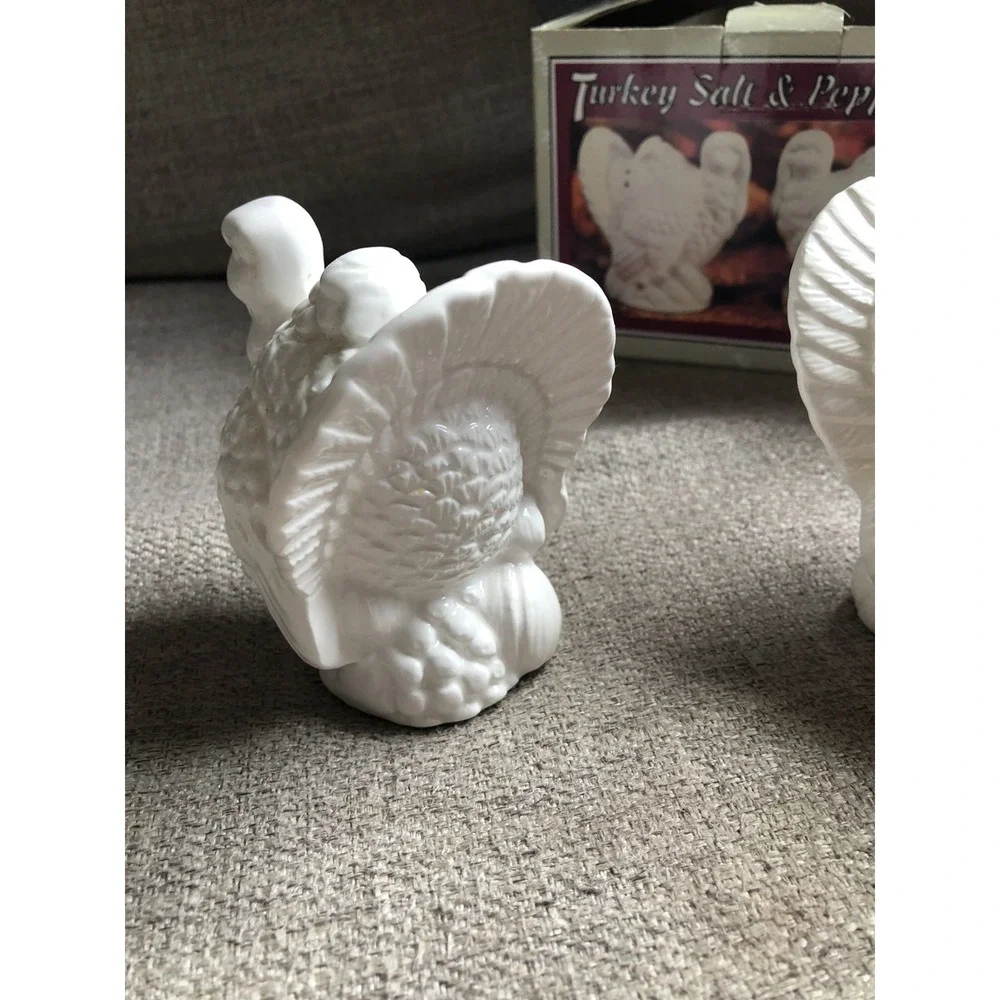 Turkey Salt And Pepper Shakers 1995 Westwood Fall